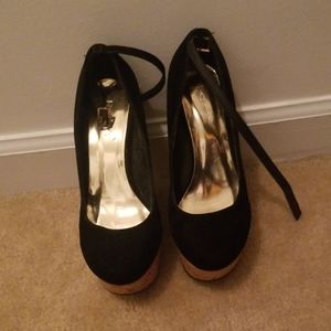 Black Platform Strappy Heel